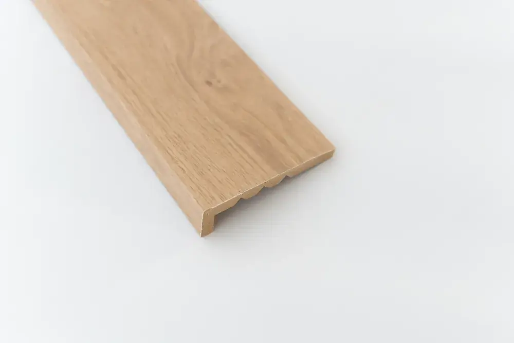 Moulure de finition pour panneau Maestro Latt - Pepper Oak - 30 x 120 x 2700 mm Jusqu'à Épuisement Des Stocks