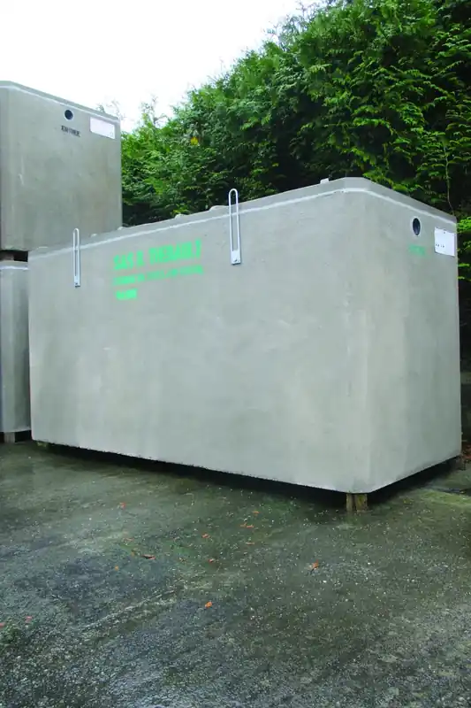 CUVE FILTROCLAIR 5000L Haute - Filtre + Tampon sécurisé + Encadrement Commande En Gros