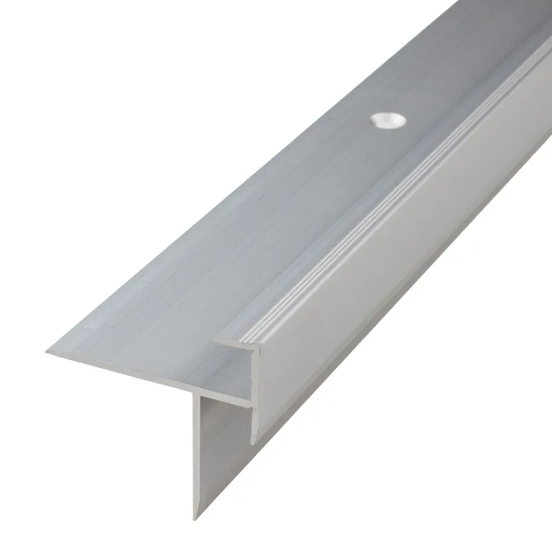 Nez de marche Hauteur 35.4 mm Largeur 38 mm Longueur 2700 mm Épaisseur sol 8.7 mm Paiement Sécurisé