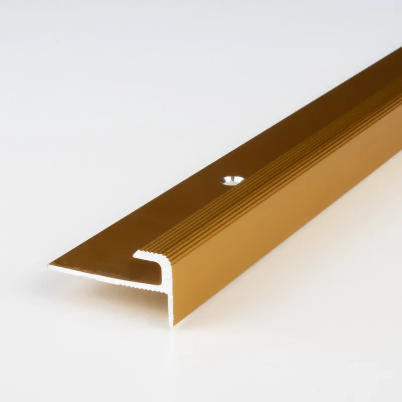 Profilé à emboîter nez pour revêtement design aluminium anodisé à visser Prix Promo