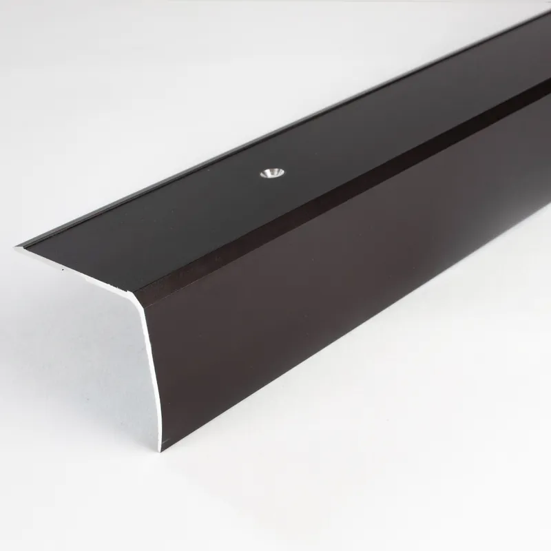 Petit Prix Cornière nez de marche 50 x 43 mm pour insert antidérapant aluminium anodisé type 374