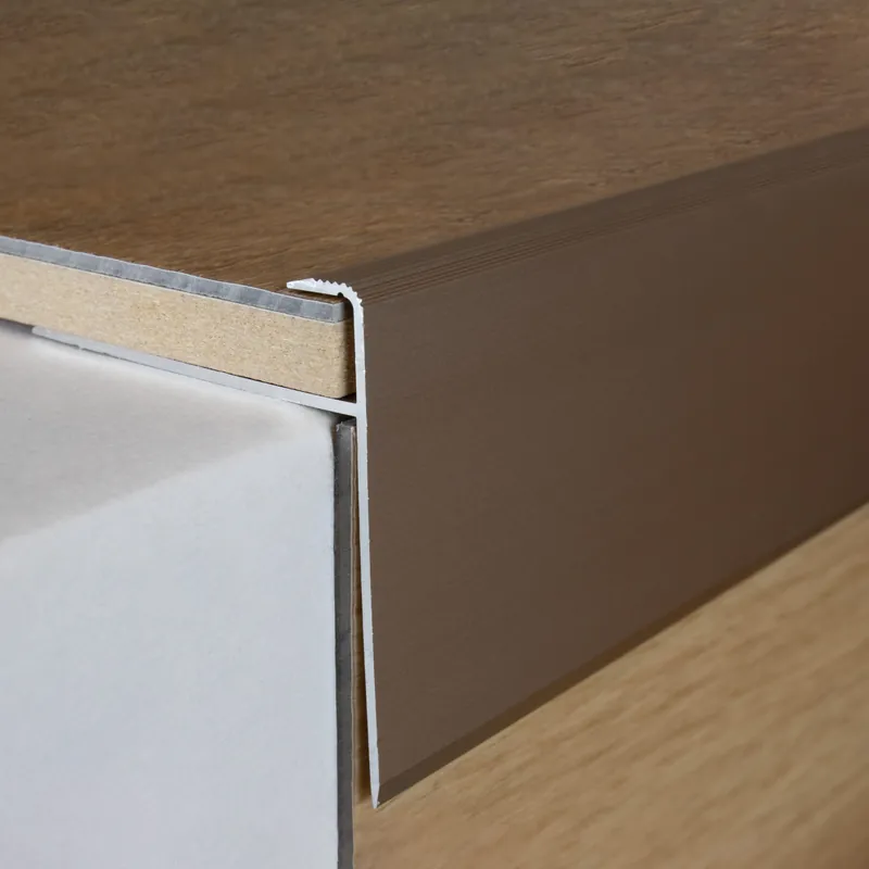 Solde Profilé de finition avec nez pour parquet de 10 mm Nez de marche Alu anodisé