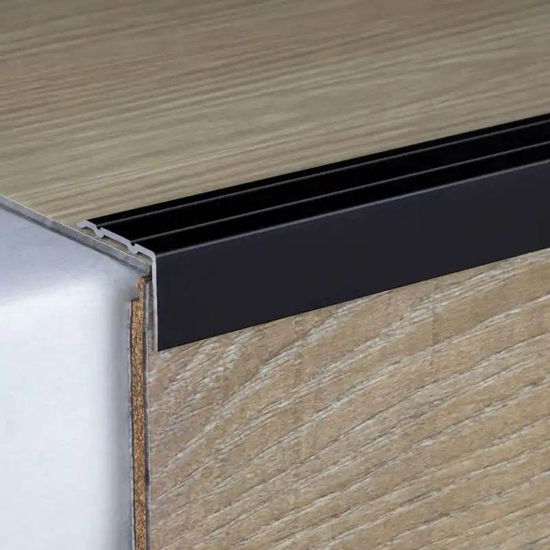 Soldes Cornière 24.5 mm type 8889 aluminium anodisé autoadhésif