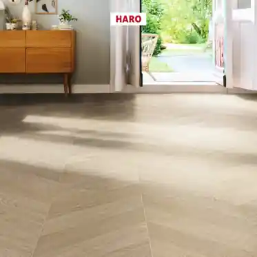 Offre Du Jour Sol stratifié Tritty 200 Aqua motif point de Hongrie Chêne blanc authentic 8x320x1330 mm x5u - cdt 2.13 m² - HARO